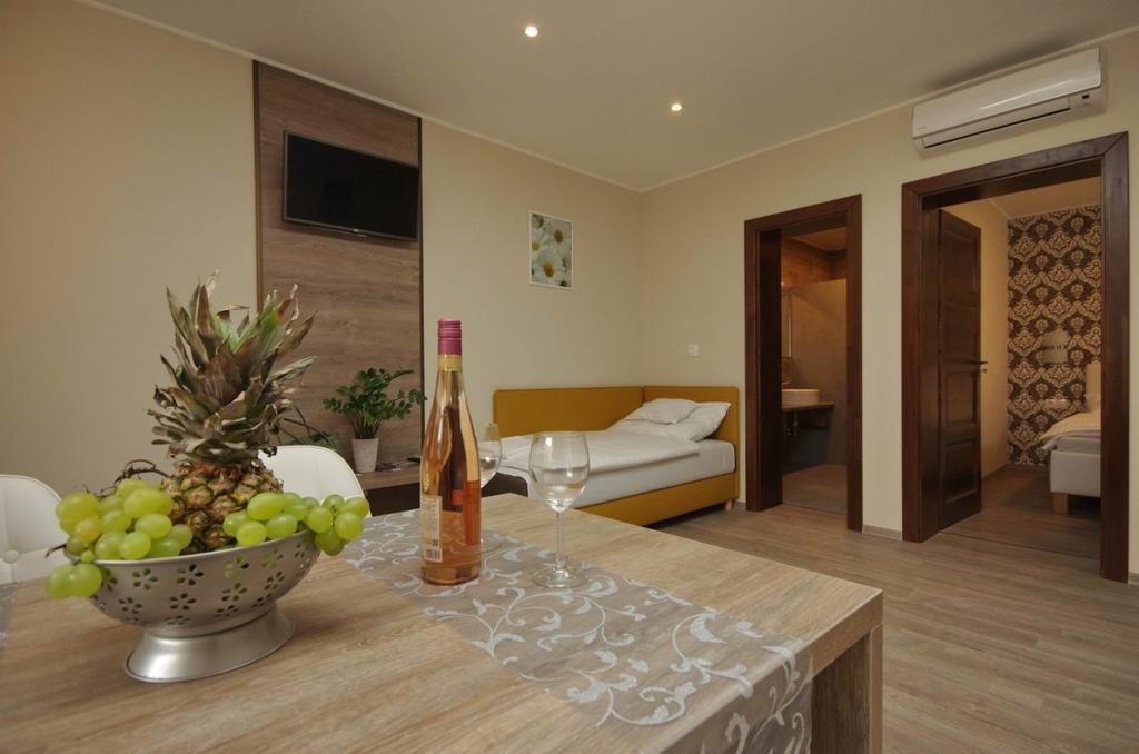 Mosoly Deluxe Apartman Gyula Εξωτερικό φωτογραφία